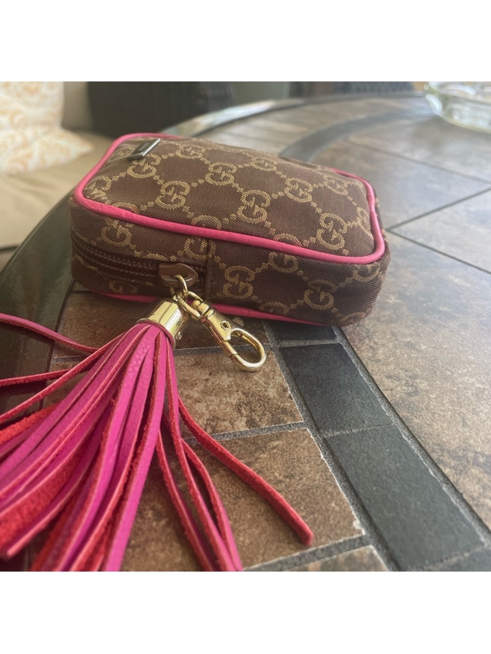 Gucci Brown Monogram Pouch with Fuchsia Trim and Tassel - Picture 10 of 10